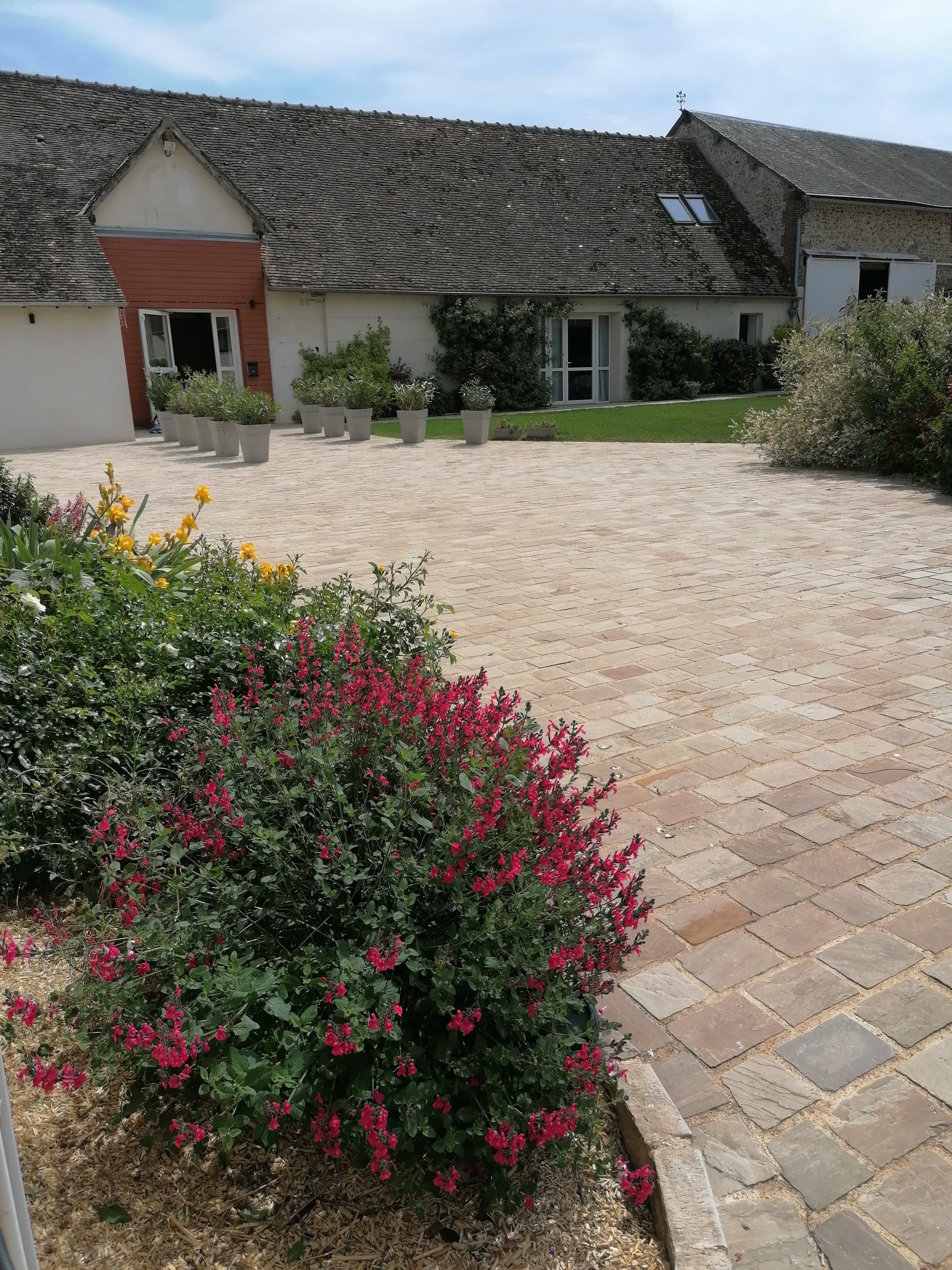 LA MAVELYNIÈRE - Grand gîte à proximité de Chartres