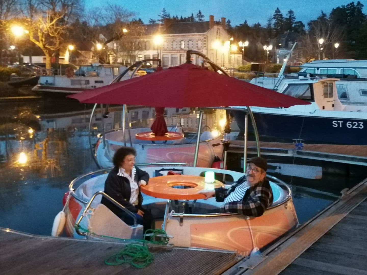 Bateaux-barbecue-briare