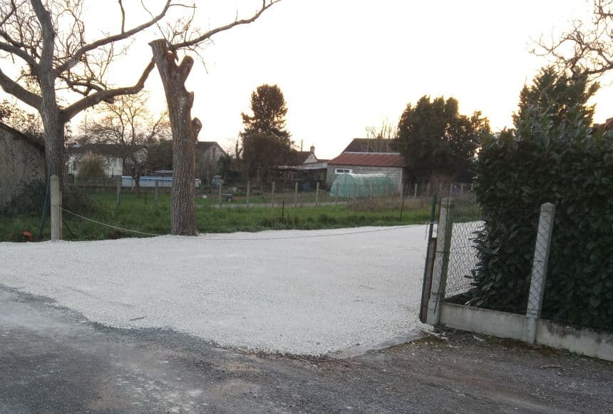Emplacement-camping-car Méz-bis