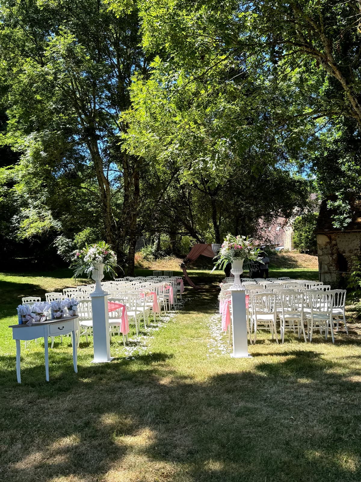 Cérémonie dans le parc