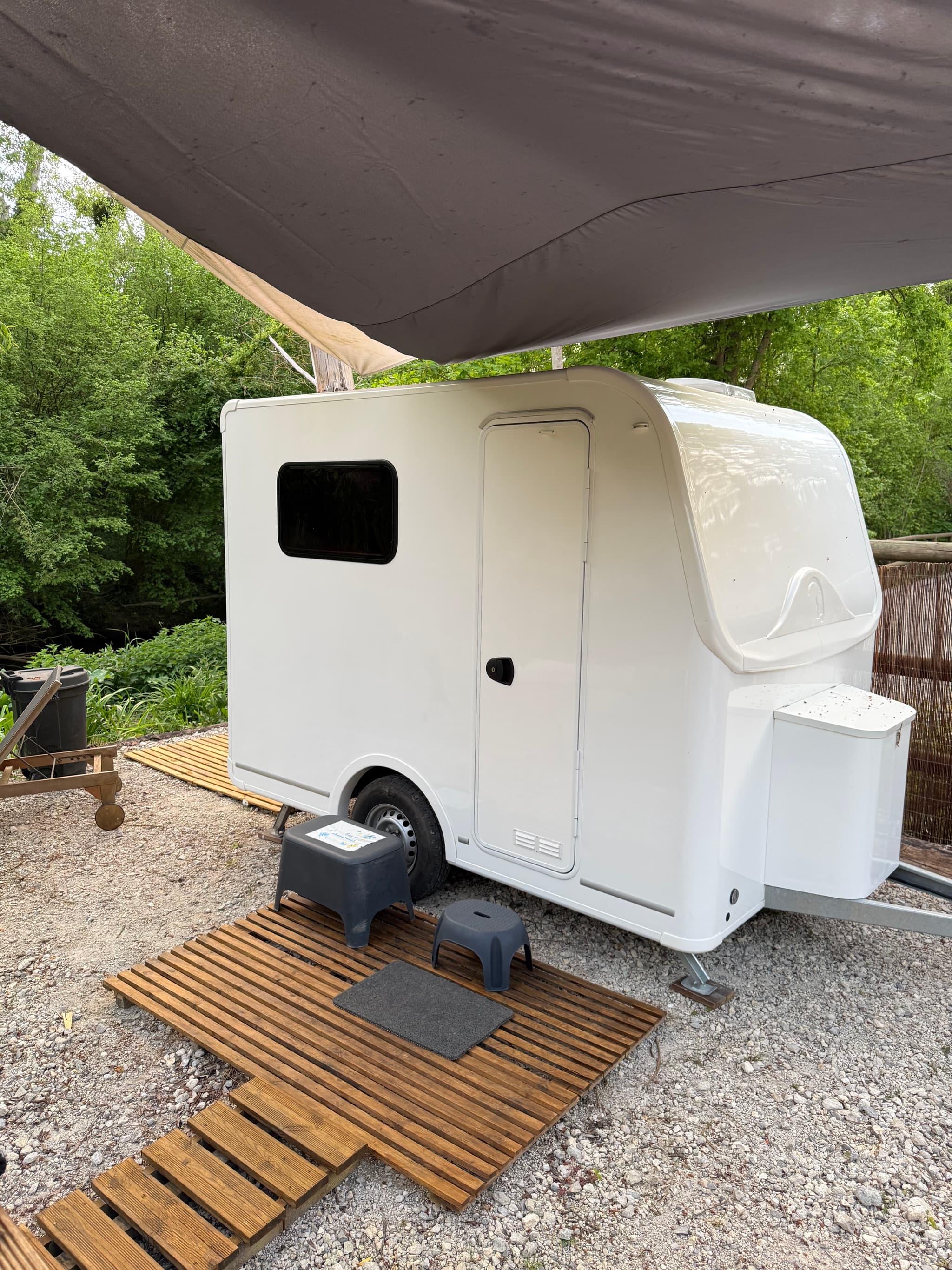 mini caravane toute équipée