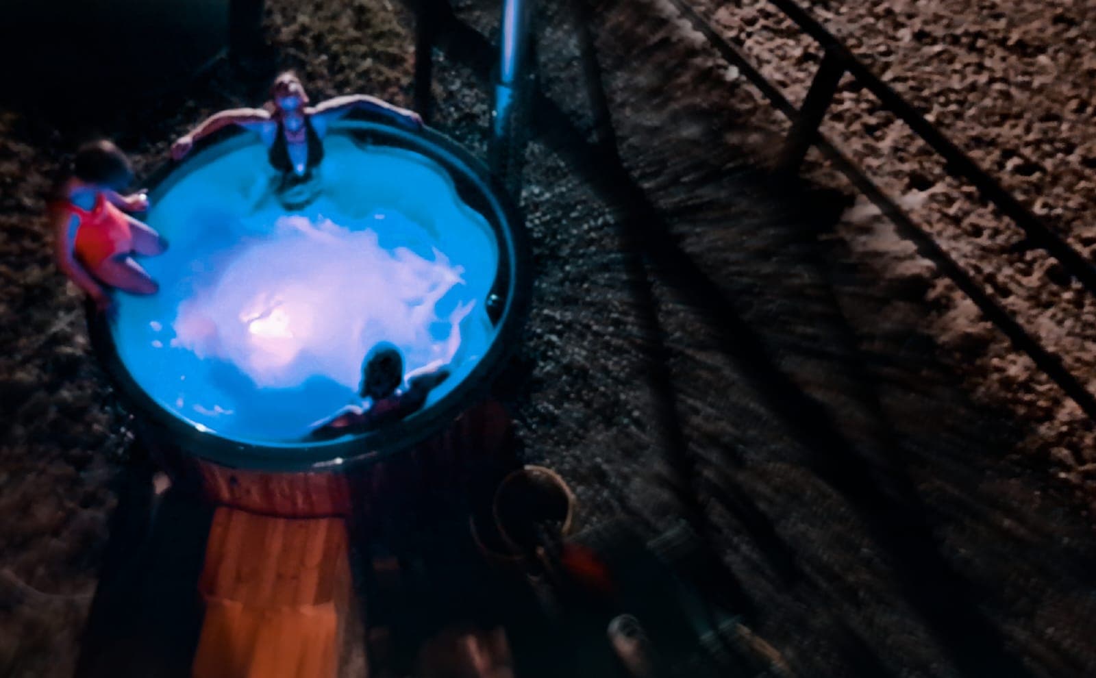JACUZZI2