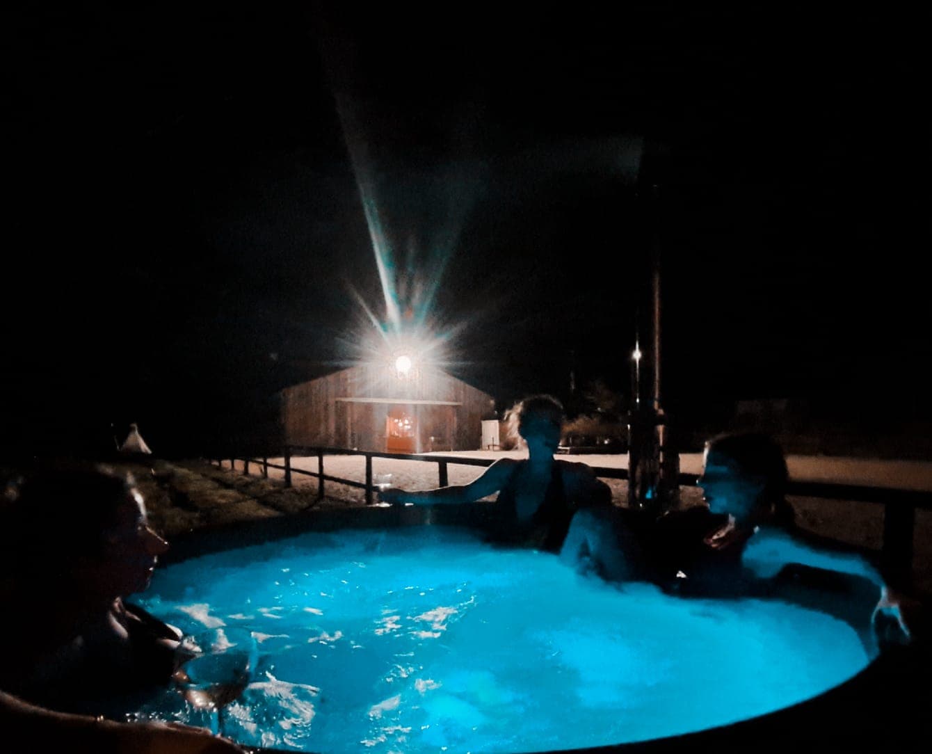 JACUZZI3