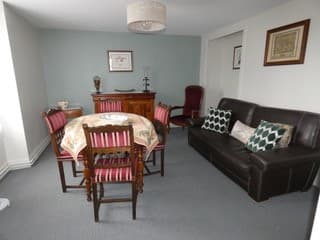 L-Annexe-sejour-Verdigny