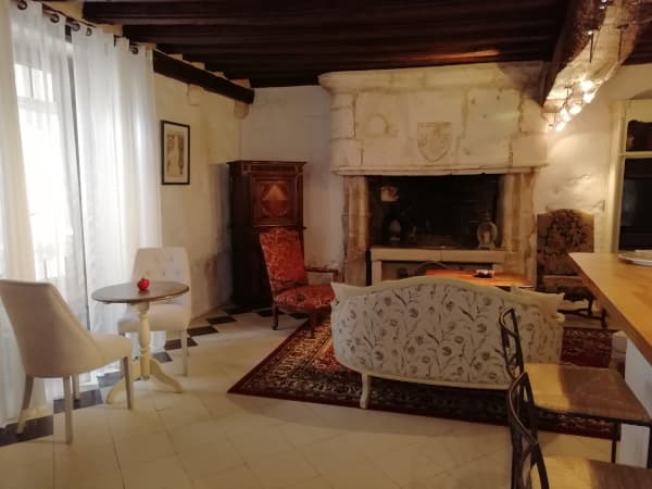 LOGIS-ST-PERE-SANCERRE-SALON-2