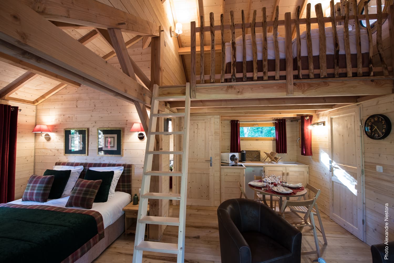Les-Blots_Cabane_Arbres-4556