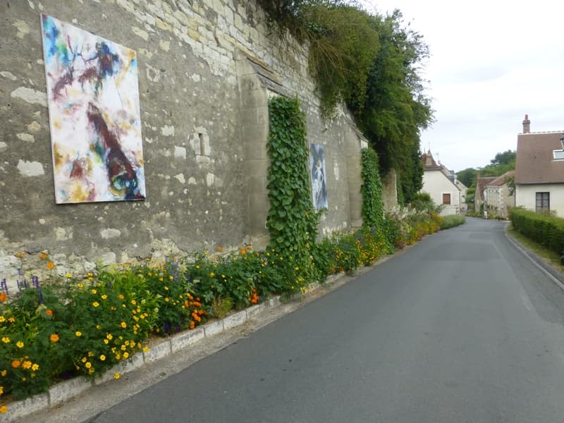 Les remparts du château Veuil