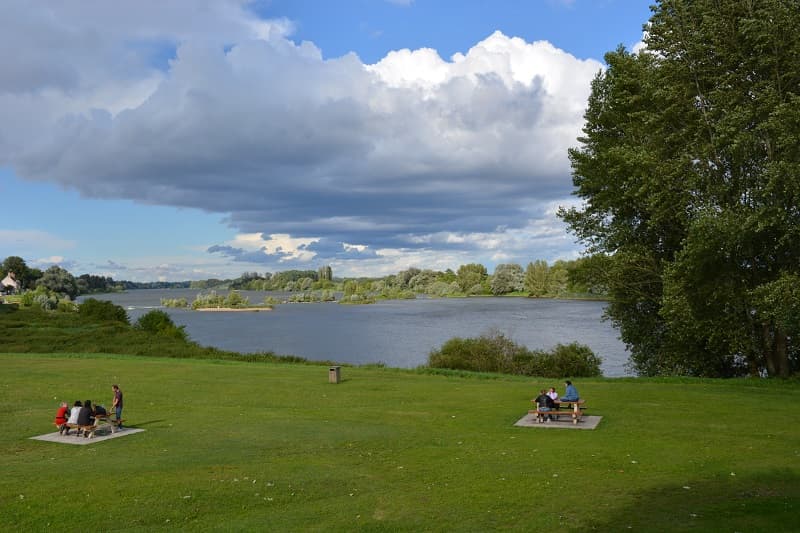 Meung-sur-Loire C.Cardon 800x600
