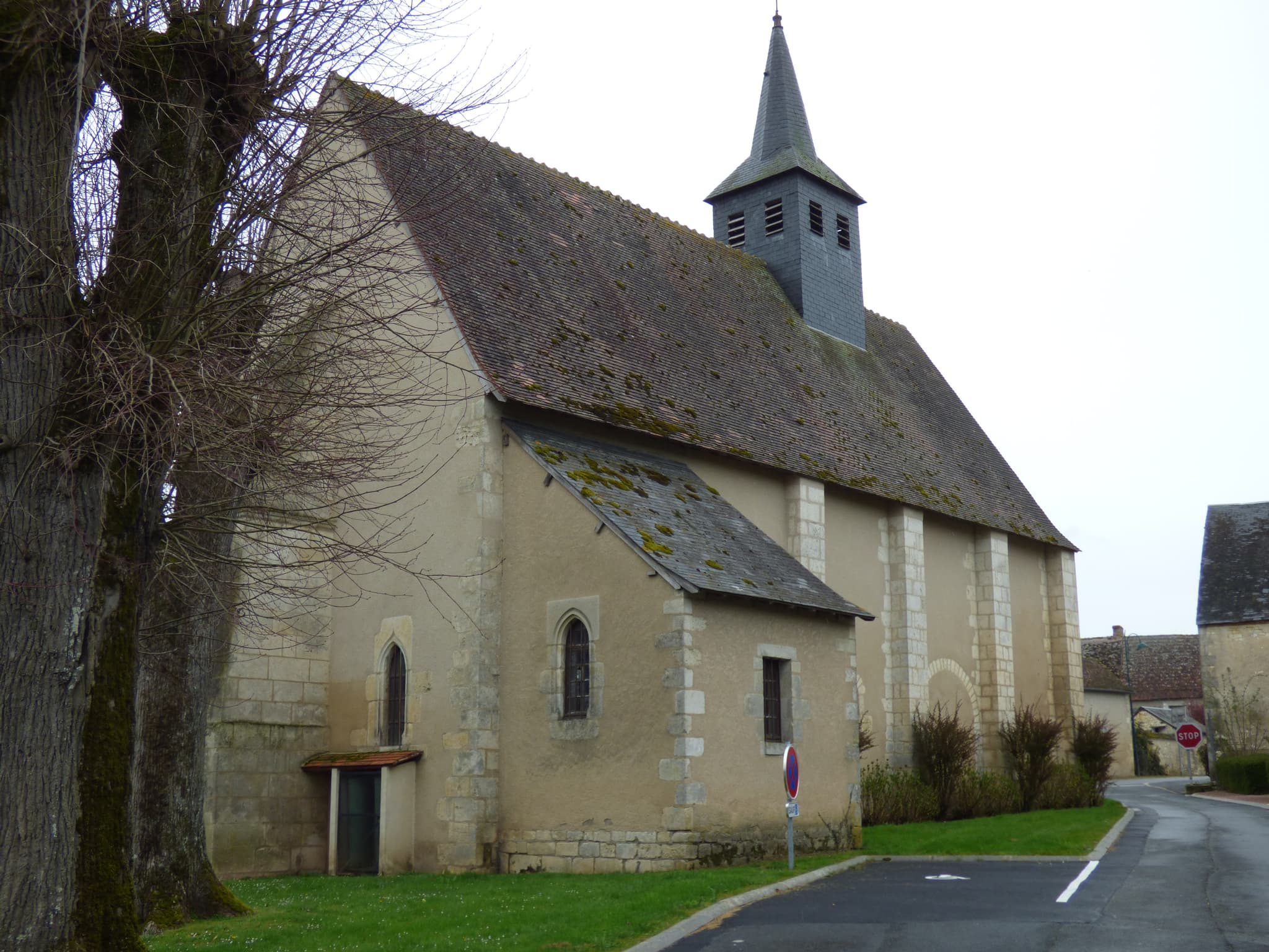 Eglise Saint Saturnin Vouillon