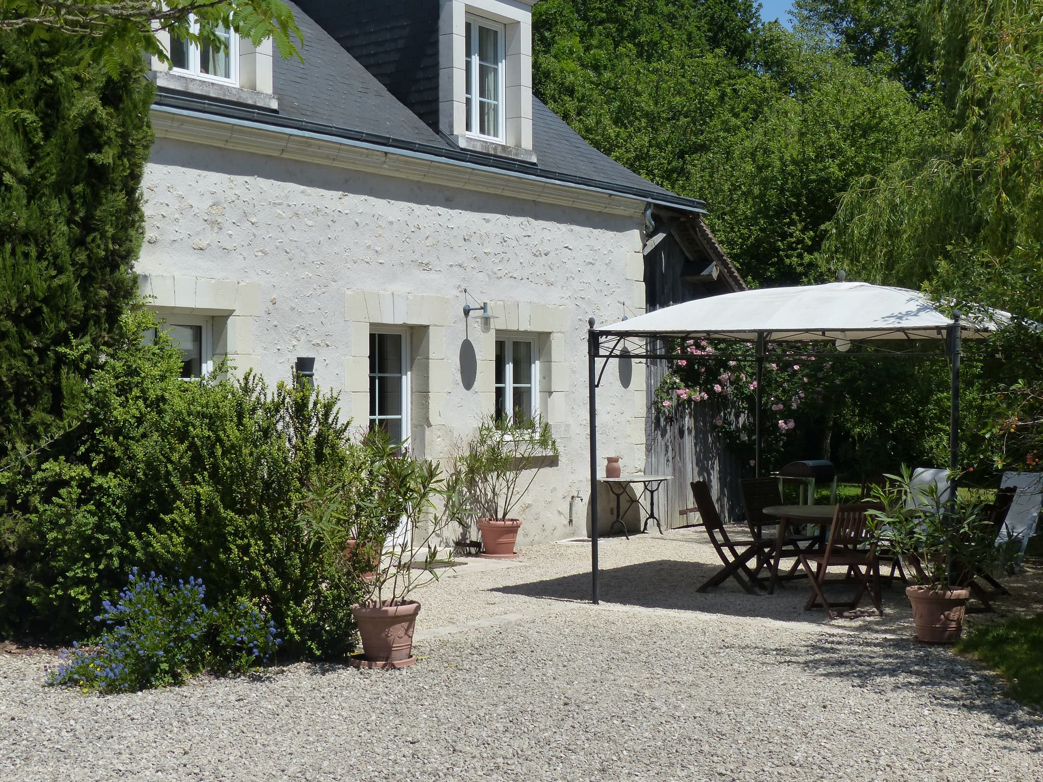 terrasse et tonnelle