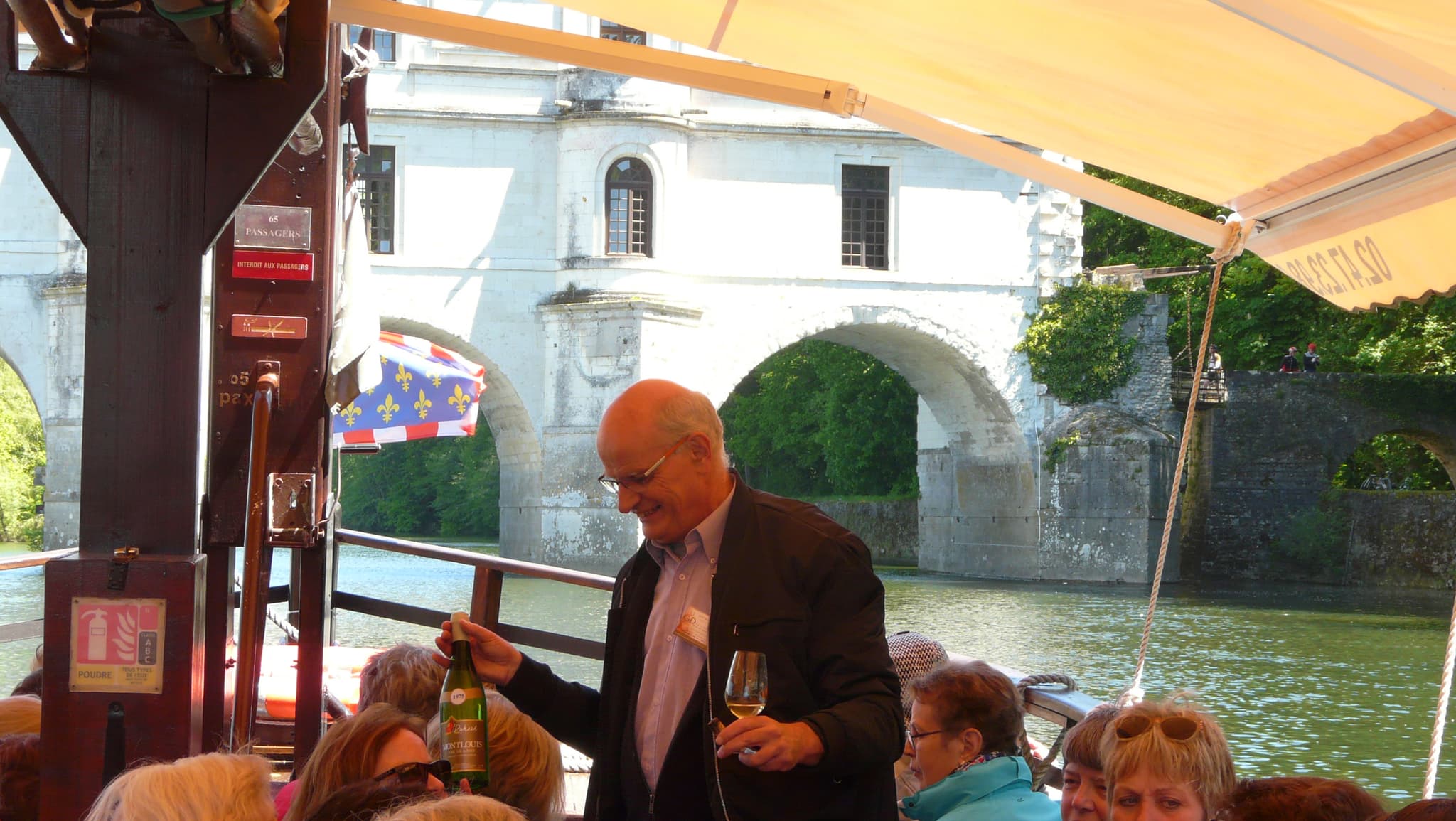Animation sur la belandre sous chenonceau