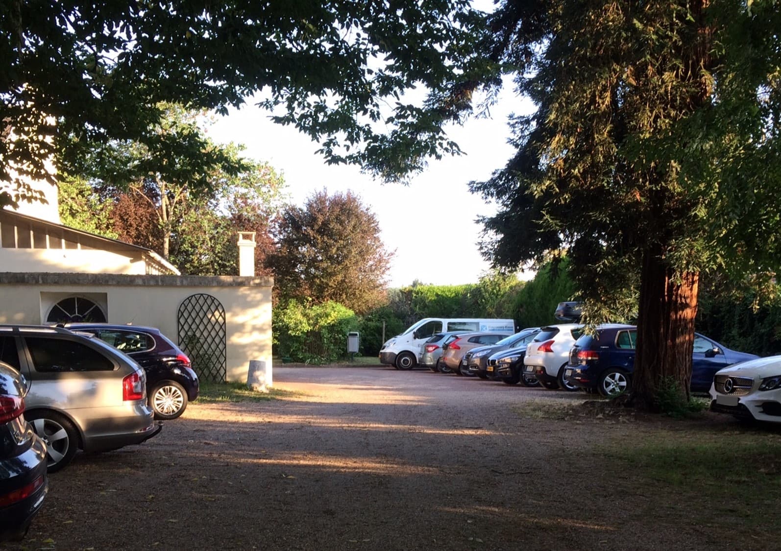 PARKING Hotel Villa marjane