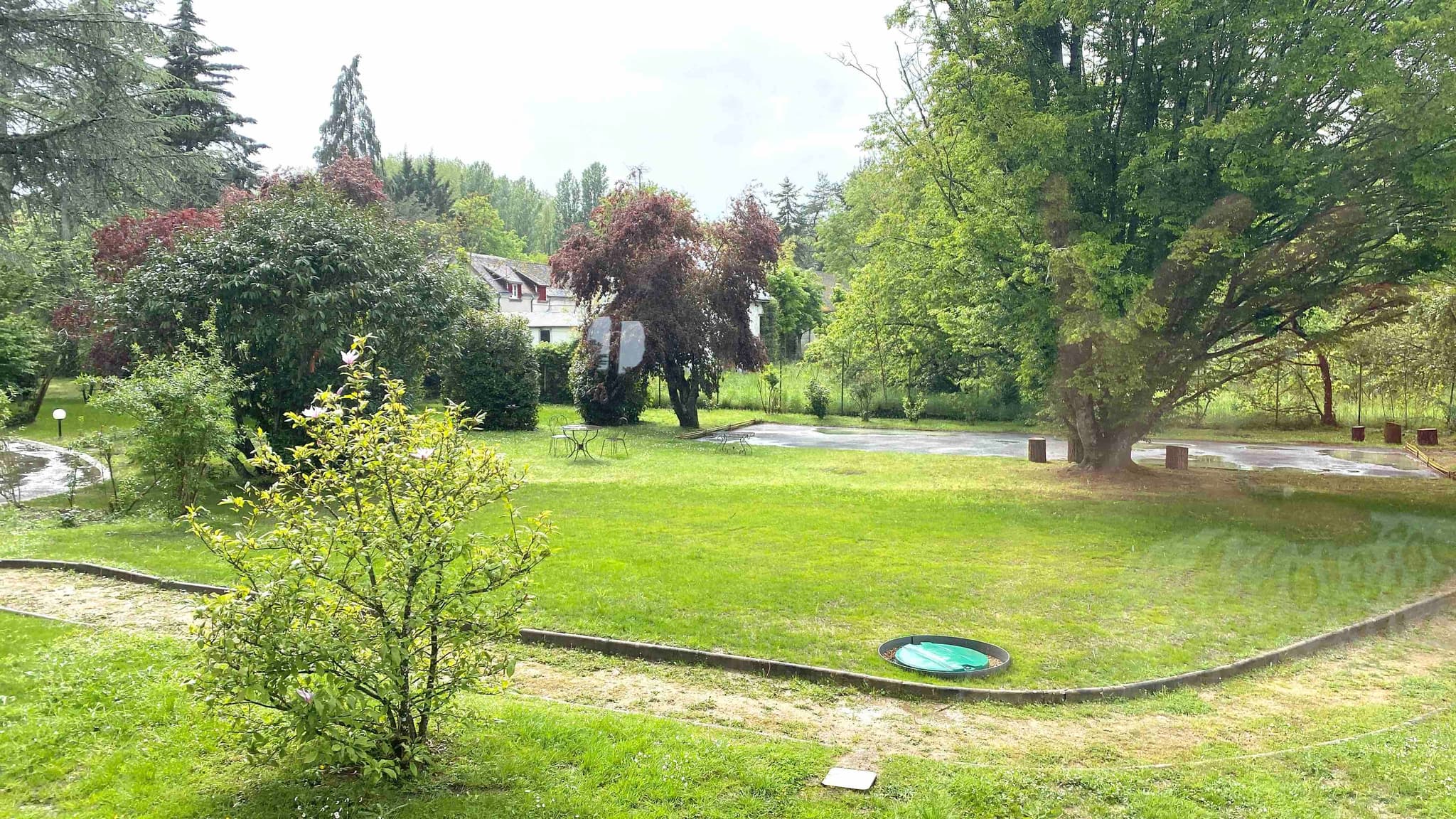 Parc vue sur boulodrome
