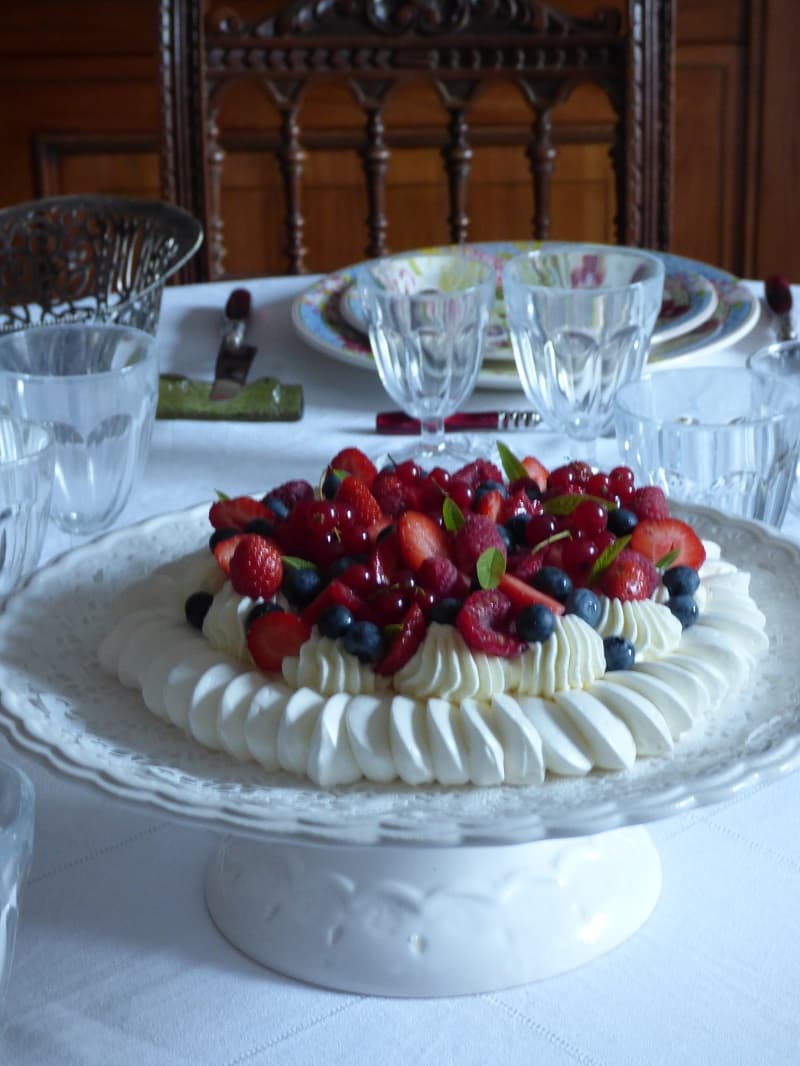 Pavlova aux fruits rouges