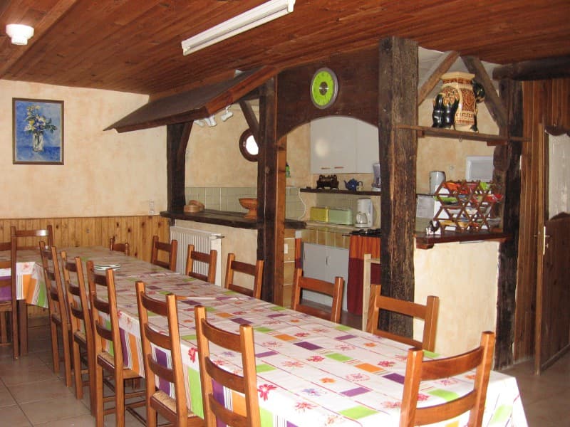 Pièce principale Kitchenette OK