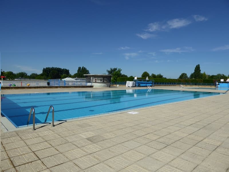 Piscine extérieure