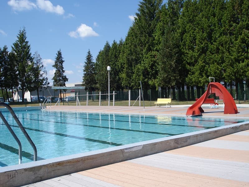 Piscine1a-Genille-valdeloire
