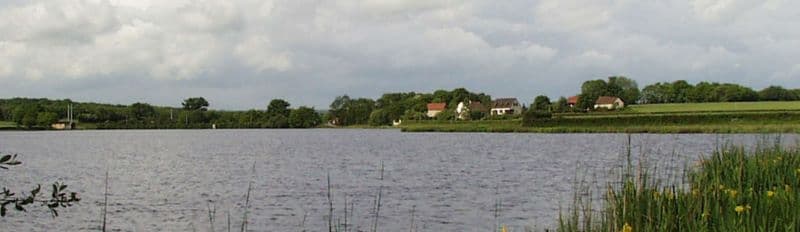 Plan-d-eau-de-Rongeres