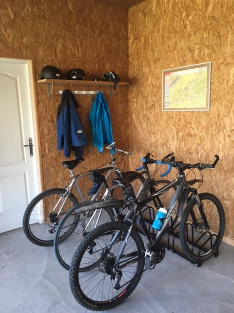 Espace vélo (Préau)