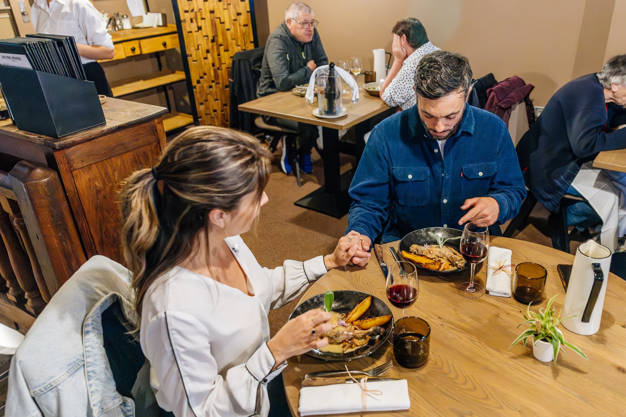 Restaurant-ascalier_Bou_Les_conteurs_16