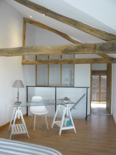 SL047-Gite-des-Remparts-Sancerre-Coin-bureau-etage