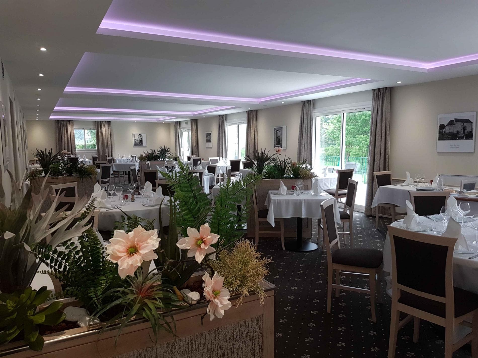 Salle-de-restaurant