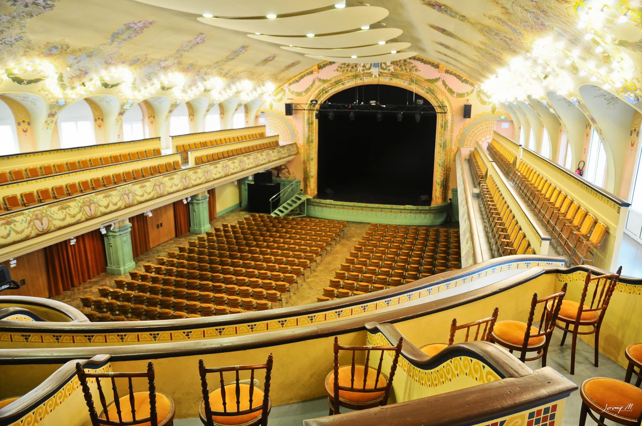 Salle des Fêtes 2