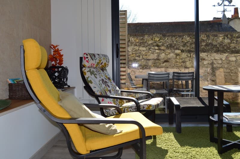 Salon, vue sur terrasse