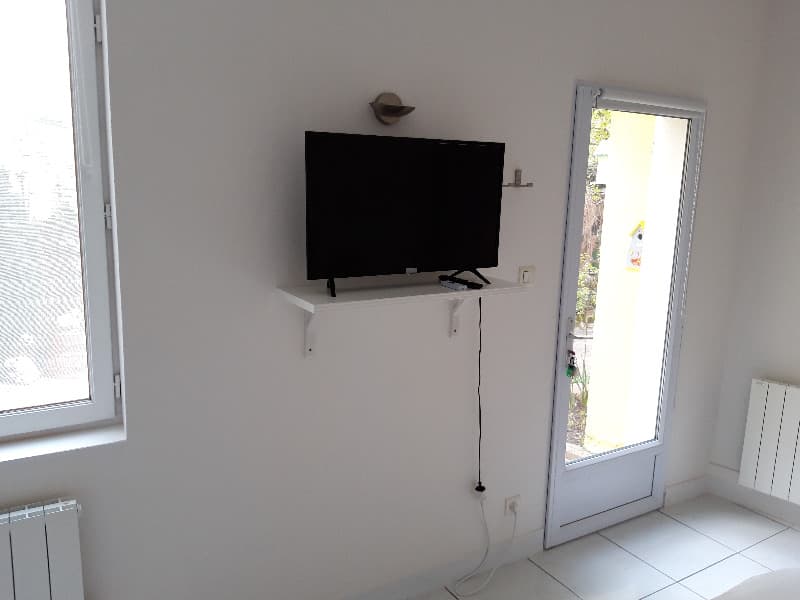 TV