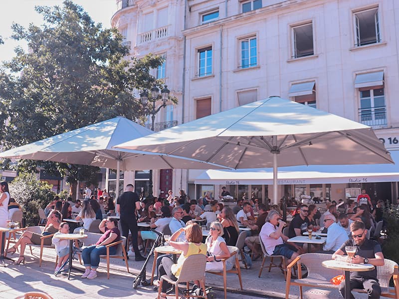 studio-16-restaurant-orleans-terrasse