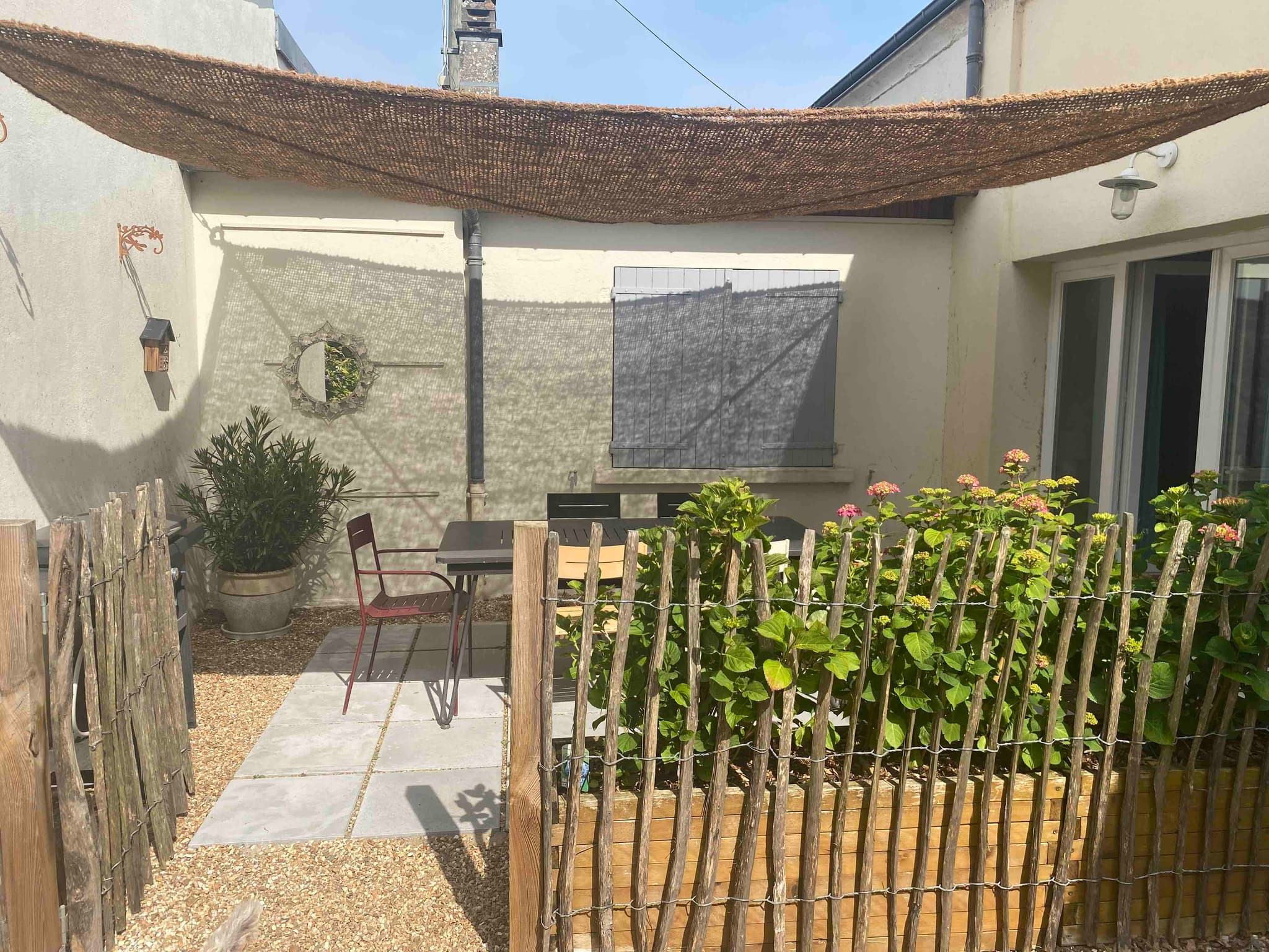 Terrasse ombrière