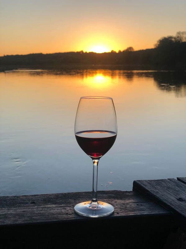 Une nuit sur la Loire à bord de la Toue Reine. Val de Loire, France
