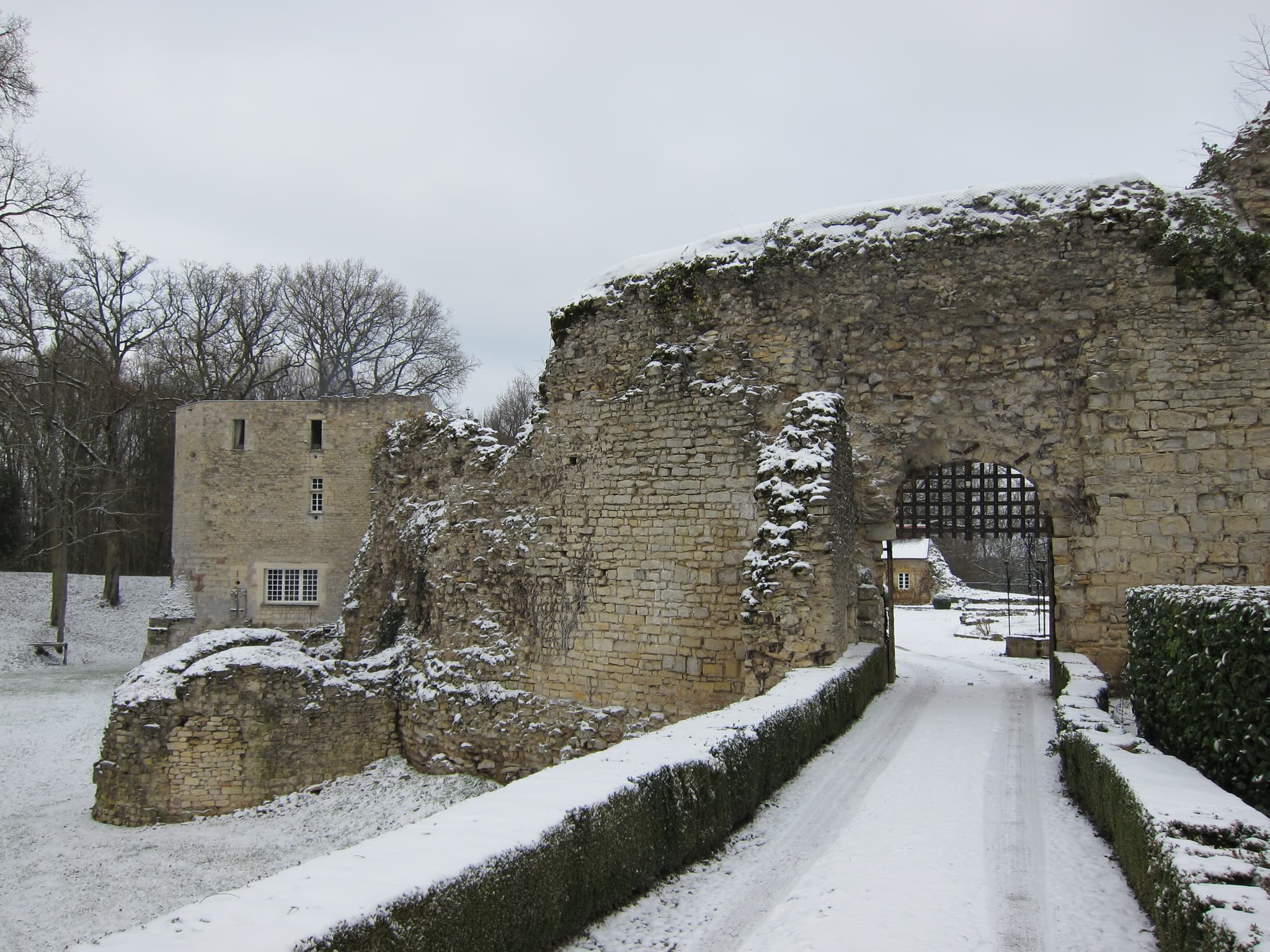 Tour de Sully sous la neige