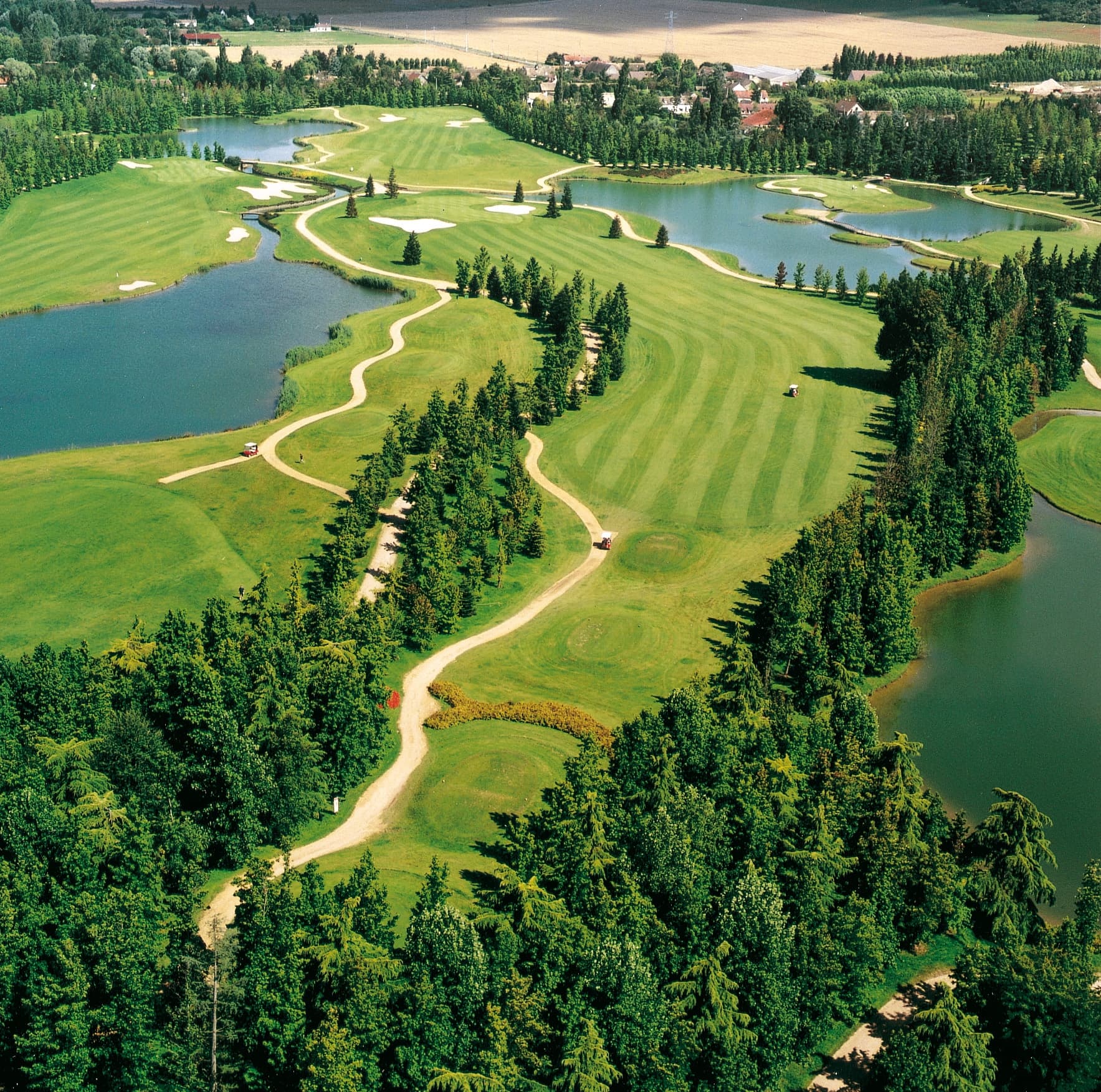 Golf parc Robert Hersant - La Chaussée d'Ivry