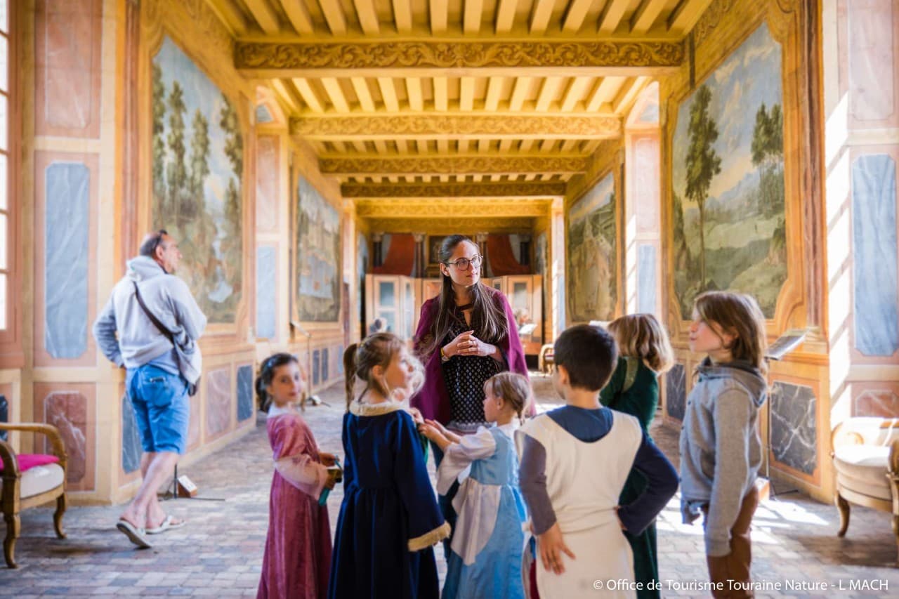 Visite costumée familiale Château de Gizeux