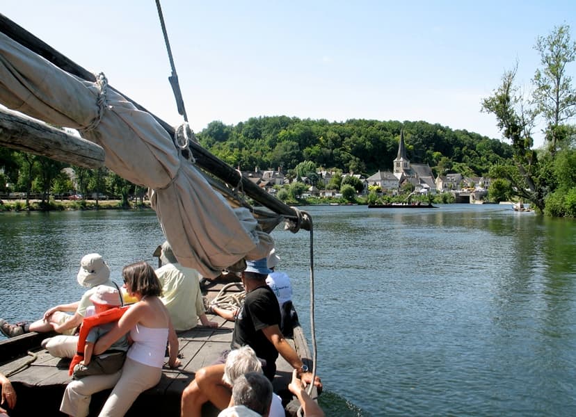 Les bateliers du Cher - Balade en bateau traditionnel à Savonnières