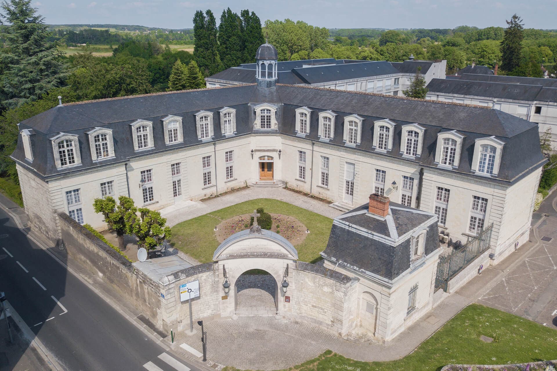 beauvilliers_01