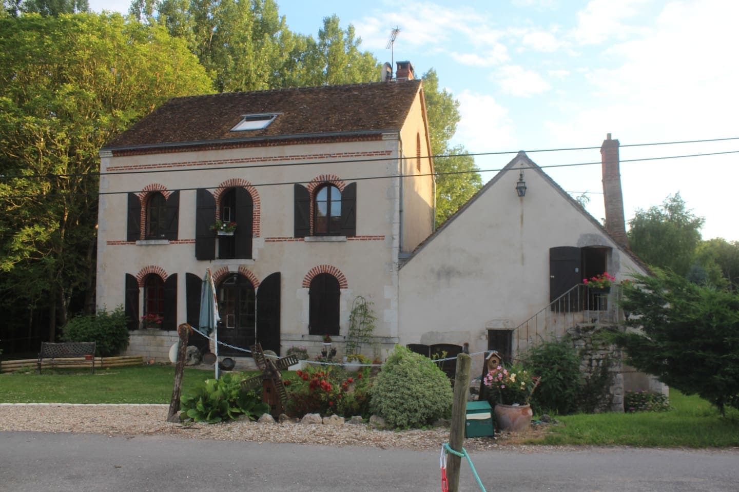 Bonny sur Loire - Gite du moulin-façade
