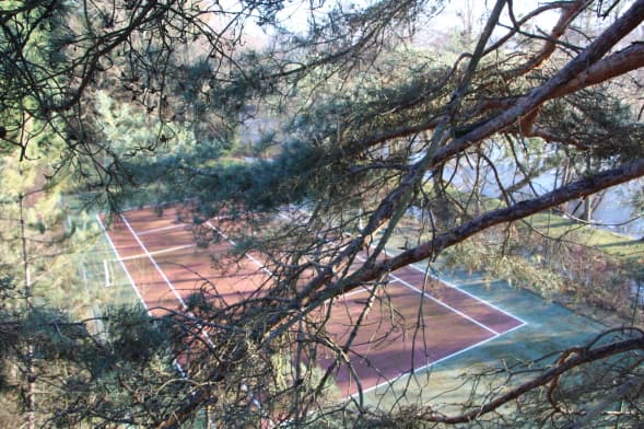 Terrain de tennis