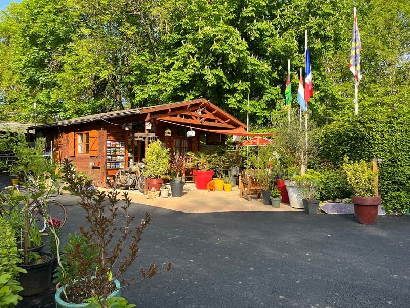 Camping Le Bec de Cisse - Vouvray, Val de Loire, France.