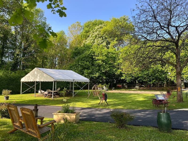Camping Le Bec de Cisse - Vouvray, Val de Loire, France.