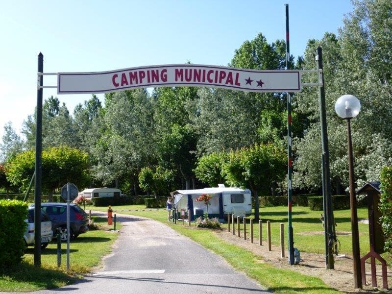 camping municipal Grand-Pressigny