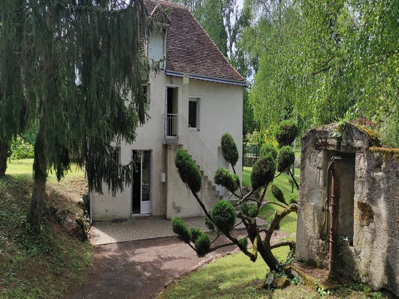 campinglaroseraie4-descartes-valdeloire