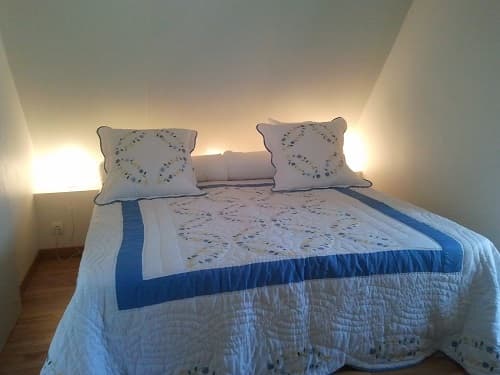 Dammarie en Puisaye-Fechambre_bleu_lit_180x200