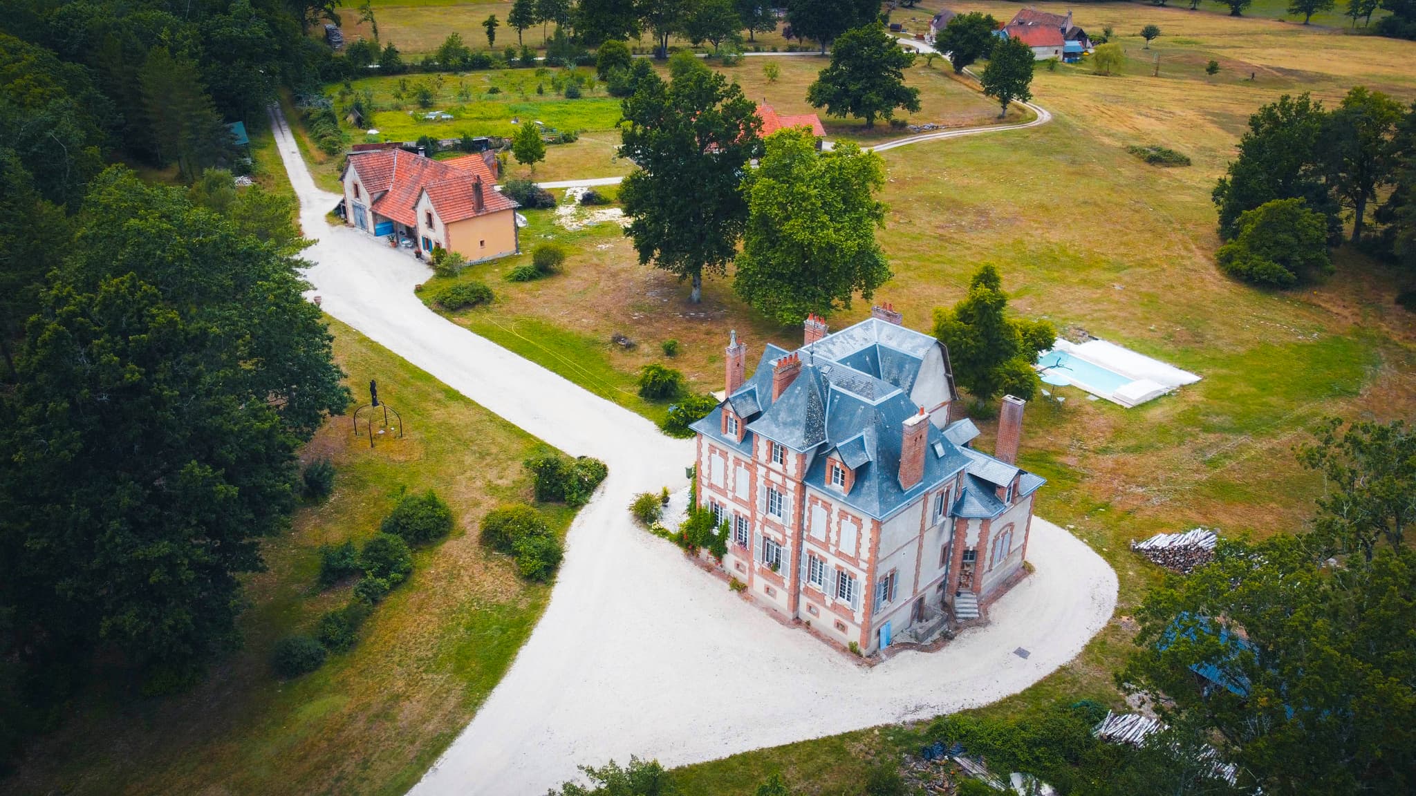 chateau vue aérienne 2023