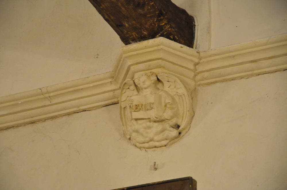 eglise st andre cul de lampe01