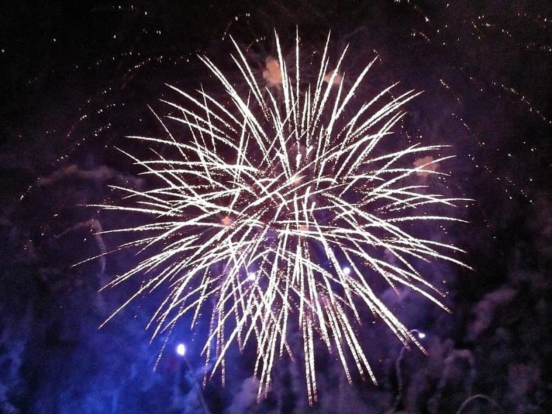 feu-artifice -loches-valdeloire