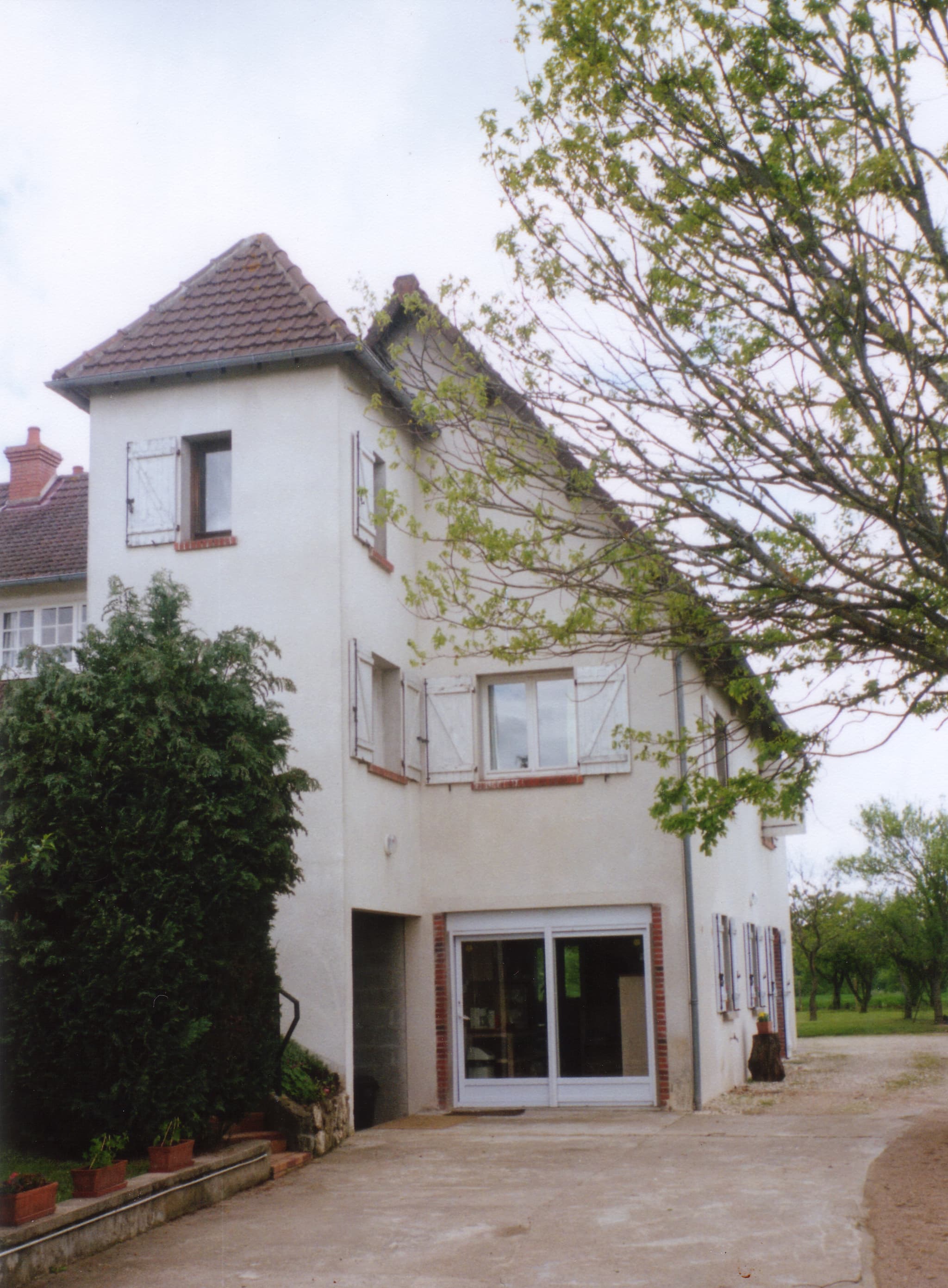 Beaulieu sur Loire - gîte les Henrions - façade extérieure