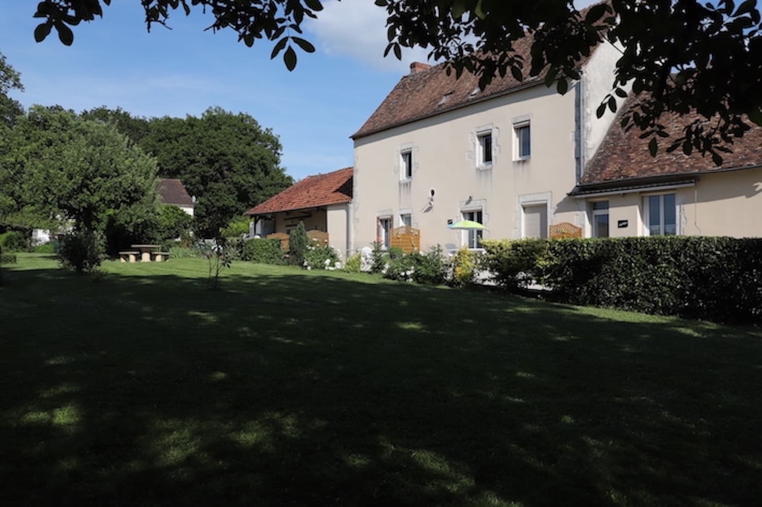 Ouzouer sur Trézée- gite du canal les fichus-Le gite au bord gitedepuisbasjardin