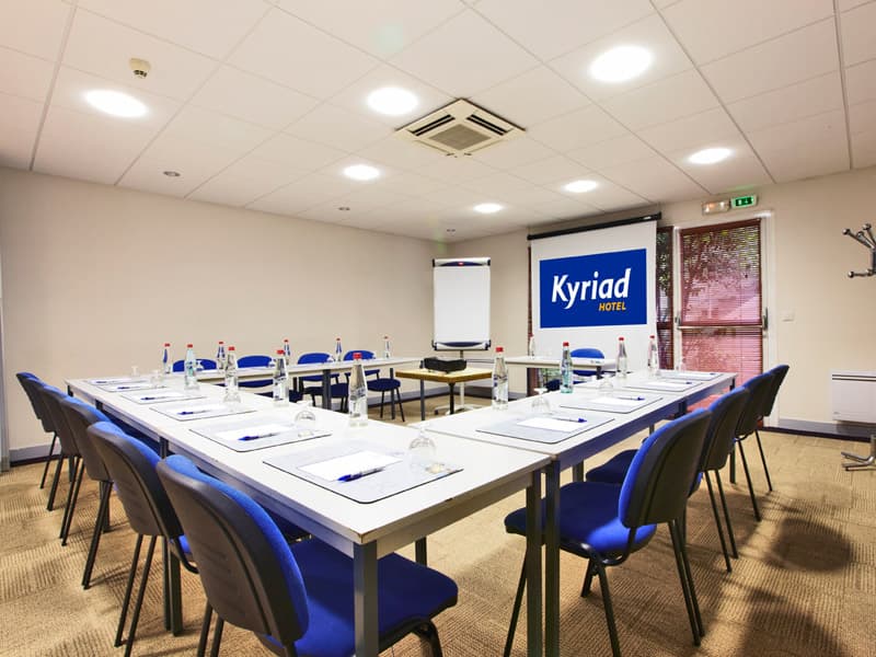 Hotel Kyriad Tours Centre
